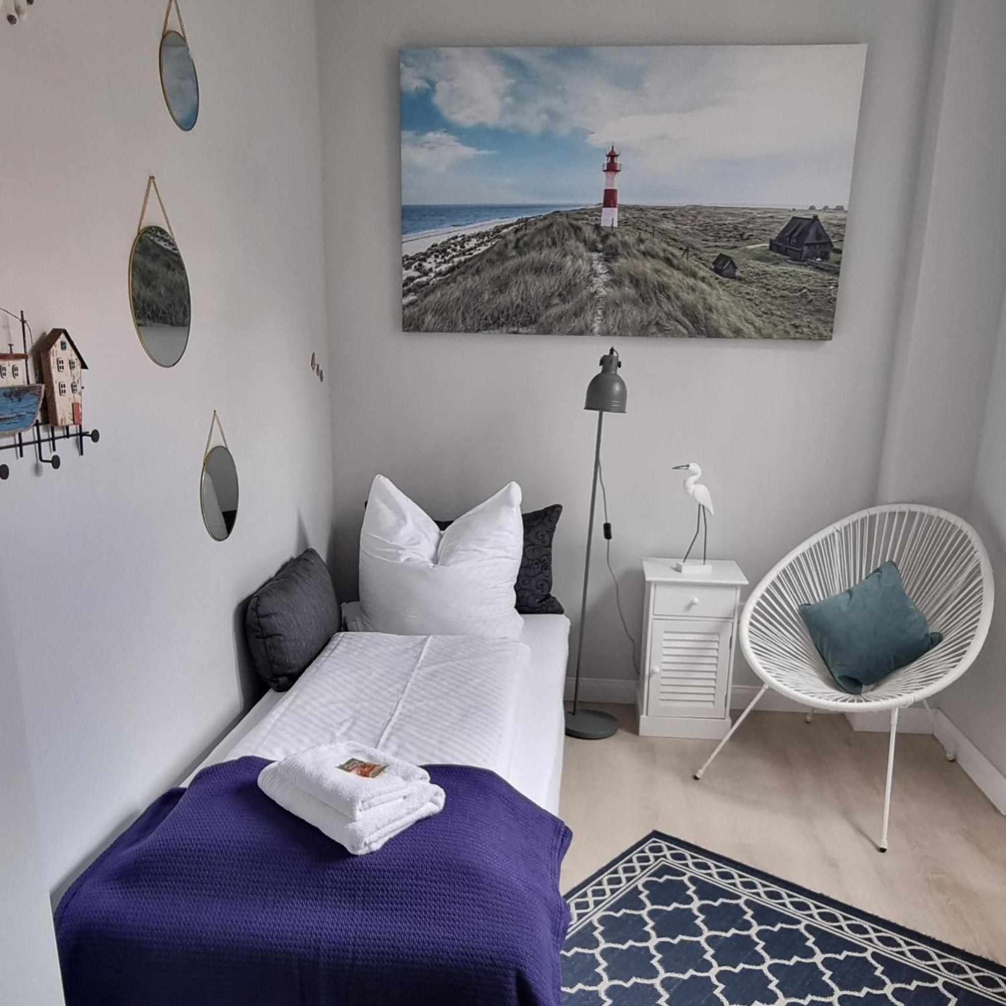 Friesischer Hof, Ferienwohnungen Mit Indoor Spielplatz, Kostenfreien Parkplatz Und W-Lan Hage Room photo